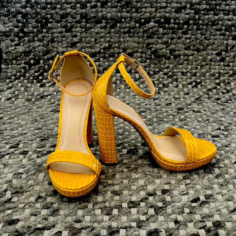 Wild Diva yellow heels